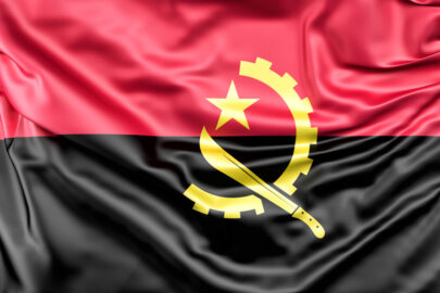 Flag of Angola - slon.pics - free stock photos and illustrations