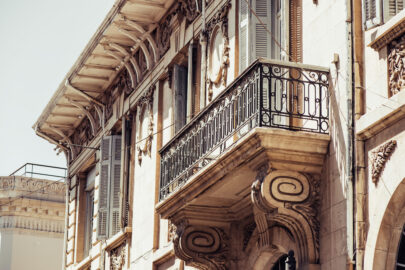 Part of British colonial building - slon.pics - free stock photos and illustrations