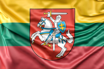 Flag of Lithuania with Coat of Arms - slon.pics - free stock photos and illustrations