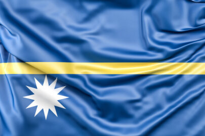 Flag of Nauru - slon.pics - free stock photos and illustrations