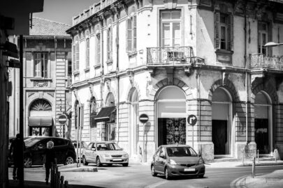 Mediterranean city street. Black and white - slon.pics - free stock photos and illustrations