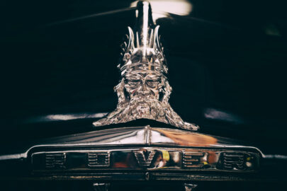 Viking Head. Rover Car Bonnet on the front of a vintage car - slon.pics - free stock photos and illustrations