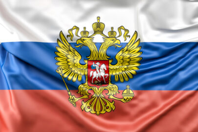 Flag of Russia with coat of arms - slon.pics - free stock photos and illustrations