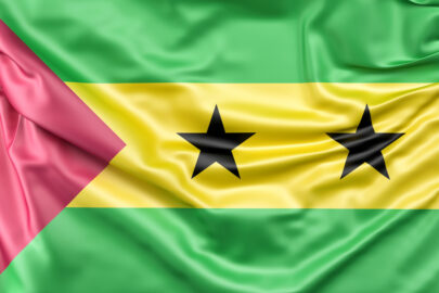 Flag of Sao Tome and Principe - slon.pics - free stock photos and illustrations