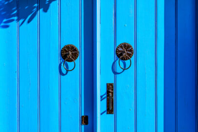 Blue weathered mediterranean style door - slon.pics - free stock photos and illustrations