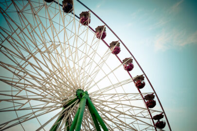 Ferris Wheel. Color tone tuned - slon.pics - free stock photos and illustrations