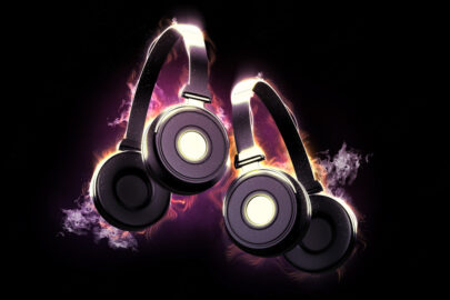 Flaming headphones. Musical concept. 3D illustration - slon.pics - free stock photos and illustrations