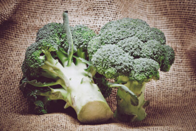 Broccoli on burlap - slon.pics - free stock photos and illustrations