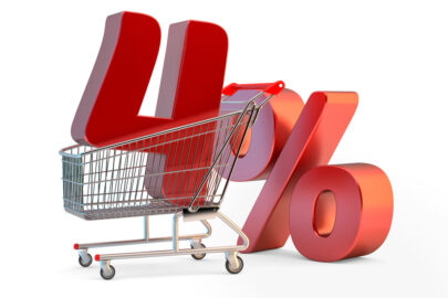 Shopping cart with 4% discount sign. 3D illustration. Isolated. Contains clipping path - slon.pics - free stock photos and illustrations