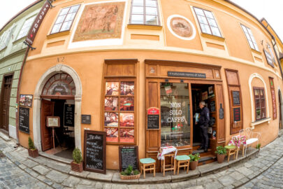 Cafes in the old quarter of Cesky Krumlov. Czech republic - slon.pics - free stock photos and illustrations
