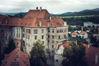 Famous castle of Cesky Krumlov - slon.pics - free stock photos and illustrations