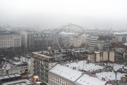 Panorama of Budapest in winter - slon.pics - free stock photos and illustrations