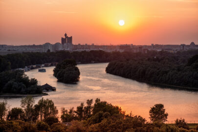 Panorama of the city of Belgrade and the Danube river - slon.pics - free stock photos and illustrations